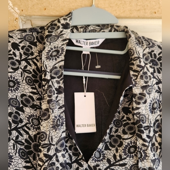 Walter Baker Floral Jeny Ruffle Blouse - Picture 8 of 9